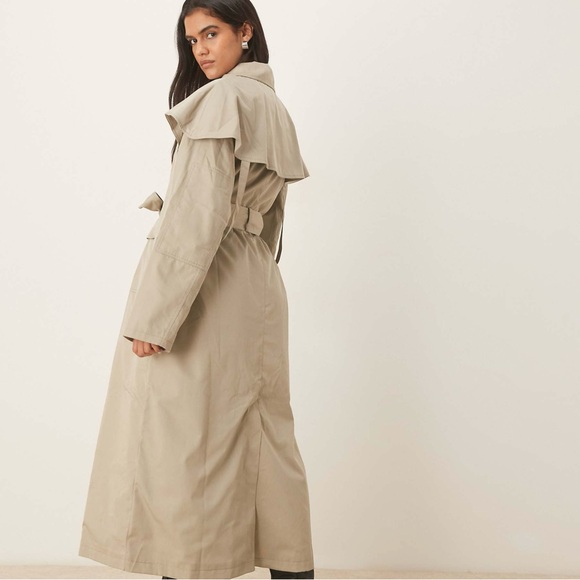 Classic & Chic Tan Trench Coat, NWT, Size 4, Australian - Picture 4 of 7